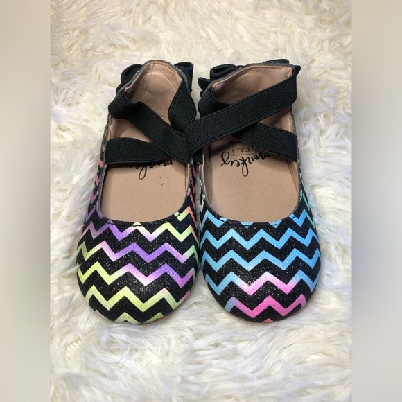 Monkey Feet Multicolor Chevron Kids Slippers with Bow NWOT 18-24M - Picture 4 of 16